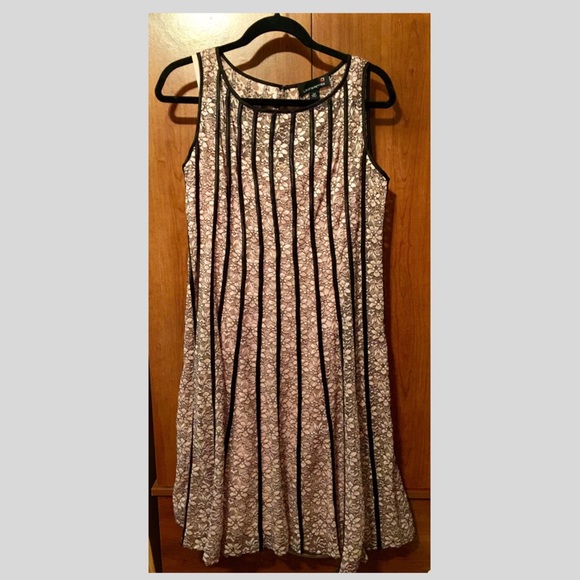 ♥️ Romantic pink lace dress ♥️